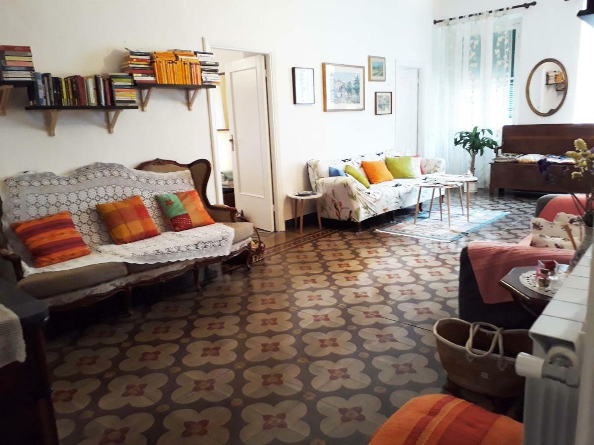 La Casa Di Nonna Fo Bed and Breakfast Voltaggio Exteriör bild