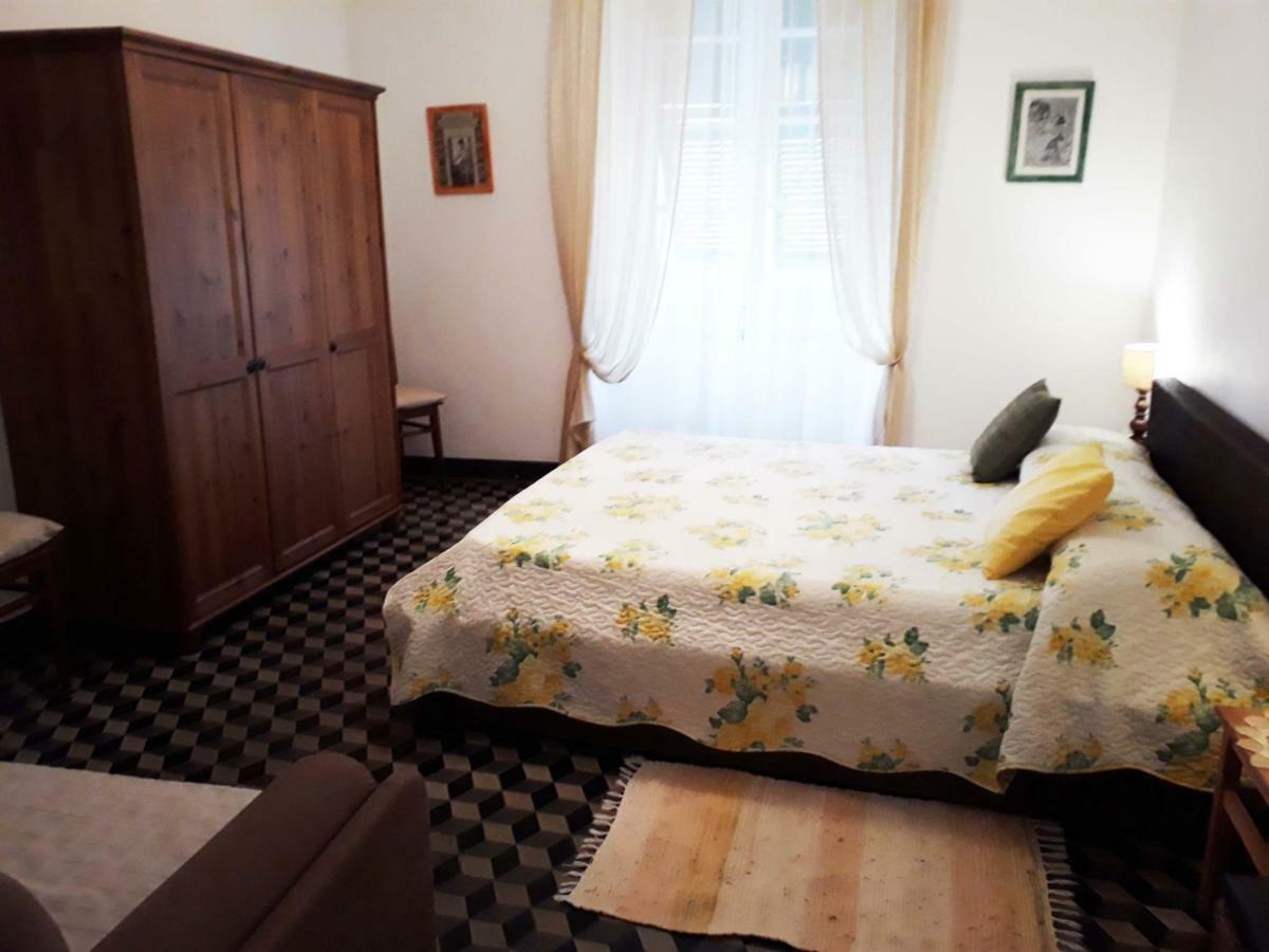 La Casa Di Nonna Fo Bed and Breakfast Voltaggio Exteriör bild